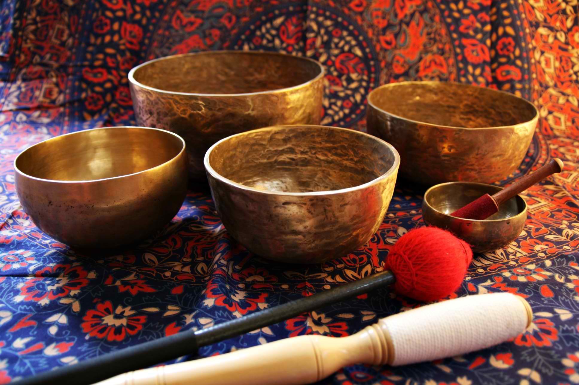 Crystal & Tibetan Singing Bowl with Gong Meditation